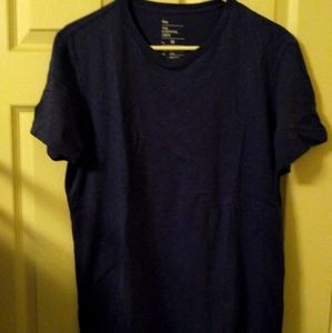 Gap t-shirt